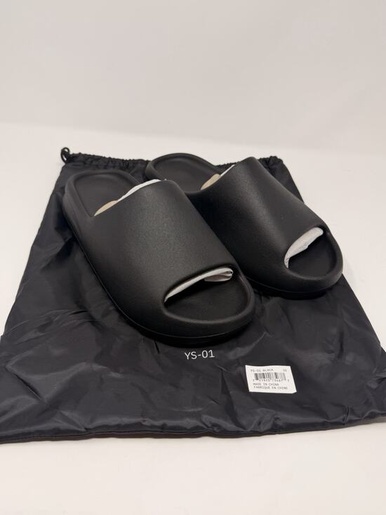 Men’s Size 10 Yeezy Slides YS-01 Black With Dust Bag/ NEW / Authentic main image 5